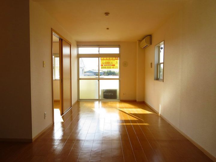 ファミール小杉Ⅱの居間