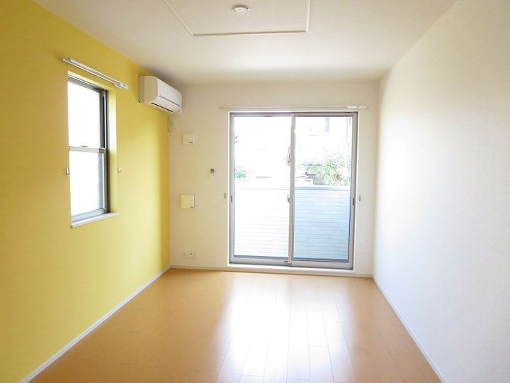 サンリバーの居間