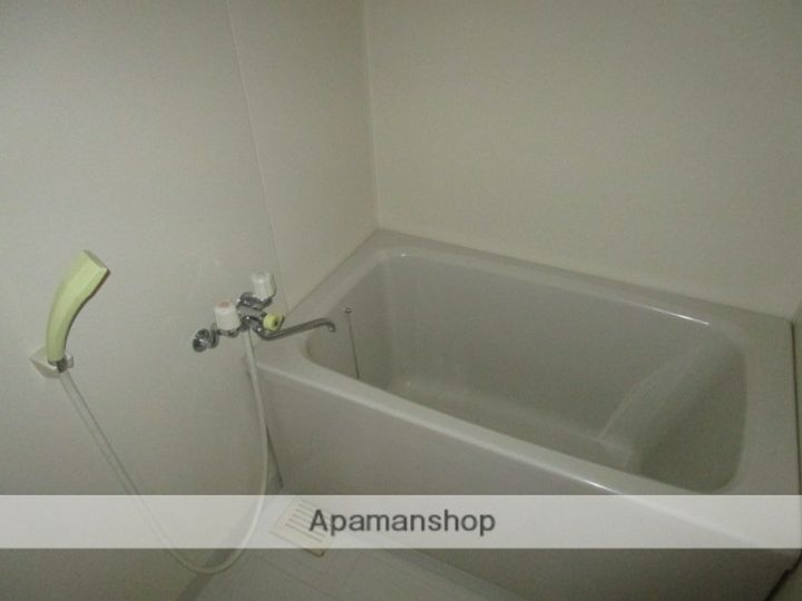 スタジオシスター101の風呂