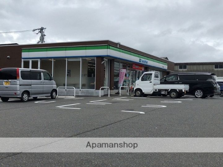 スピリトAの周辺