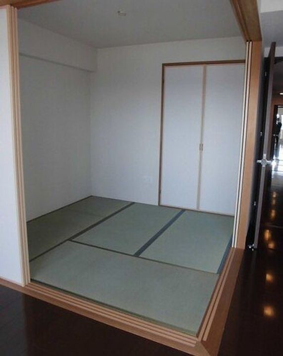 ライオンズ四日市富田ステーションステージの内装