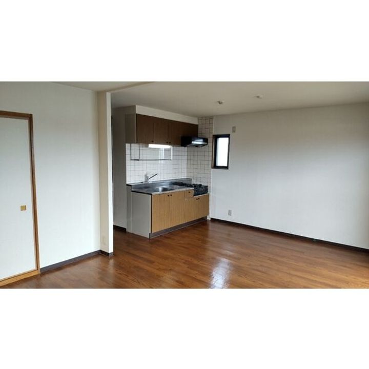 ファミーユ小杉の居間