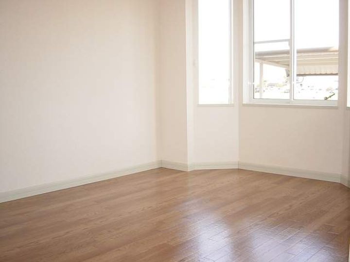 サンパレスの居間