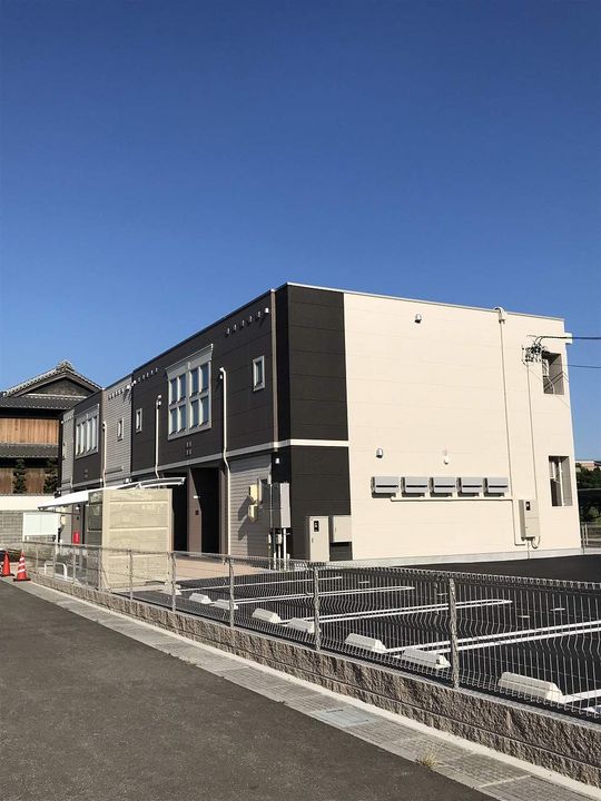 インペリアルコート202の外観