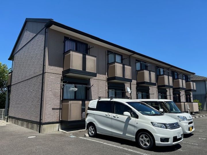 ジュネス院南 Bの外観