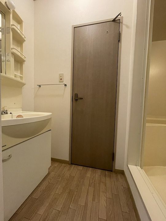 エクセル中川原の内装