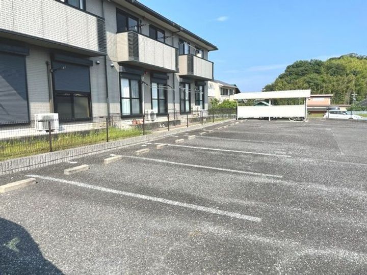 ル・アンソレイエのその他画像