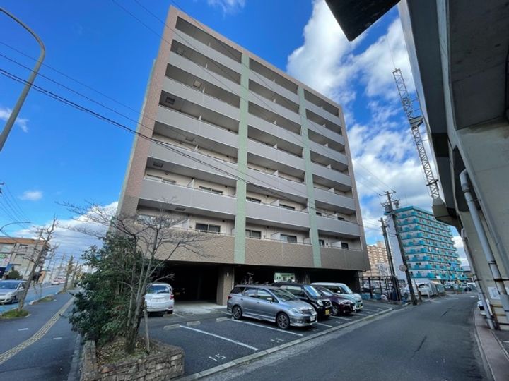 フローラル堀木の外観