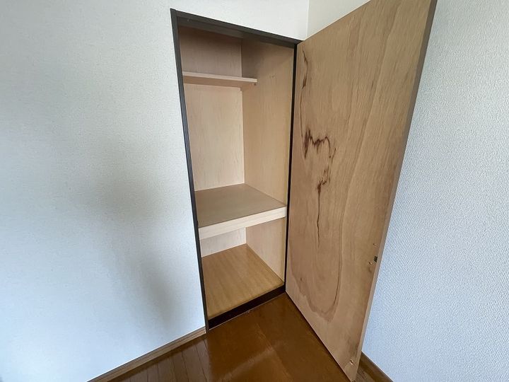 サープラス2ときわの内装