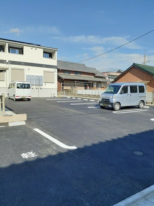 プラムツリーの外観