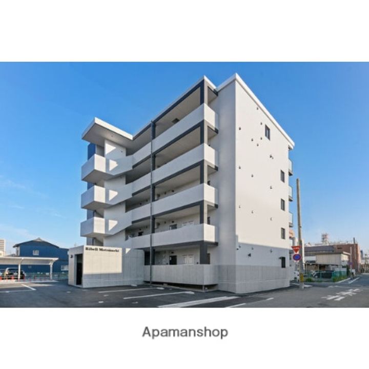 リベル元町の外観