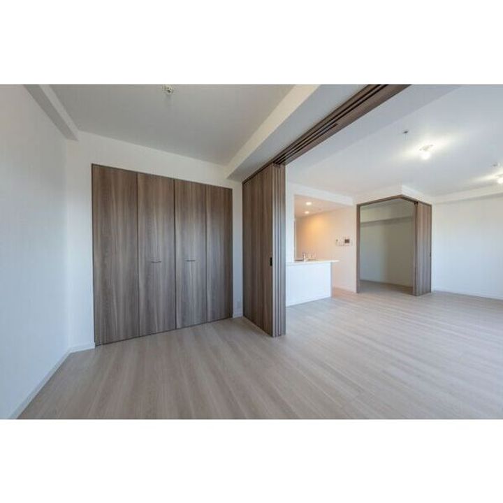 SーRESIDENCE四日市安島ALOGGIOの居間