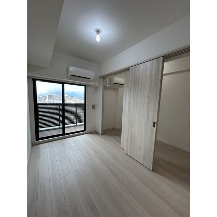 SーRESIDENCE四日市安島ALOGGIOの居間