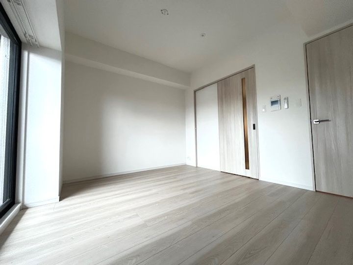 SーRESIDENCE四日市安島ALOGGIOの居間