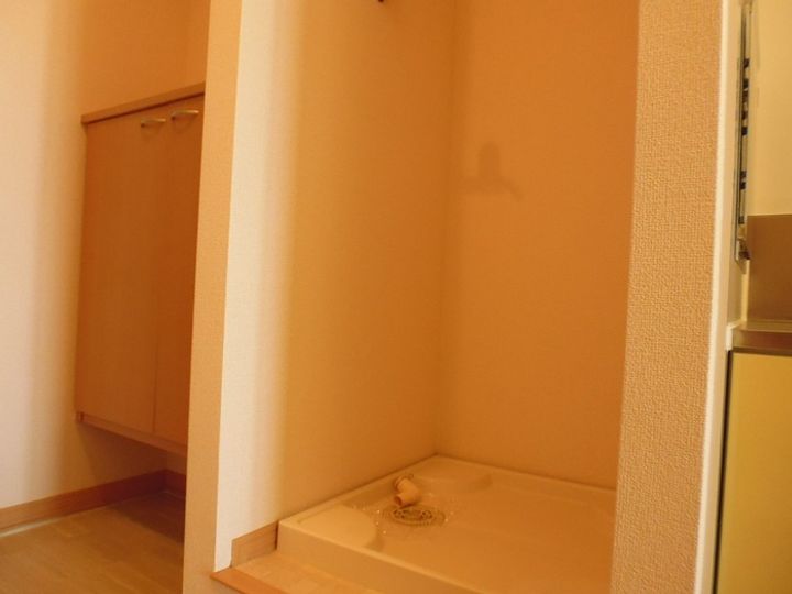 モナリエーレ Bの内装