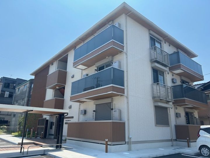 DーCHAMBRE矢田磧の外観