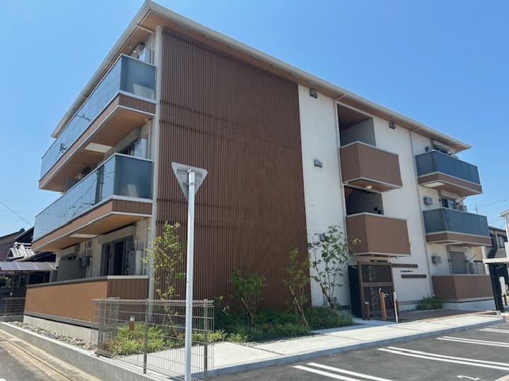 DーCHAMBRE矢田磧の外観