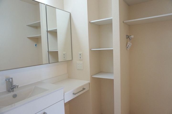 クイーン ベル A棟のその他画像