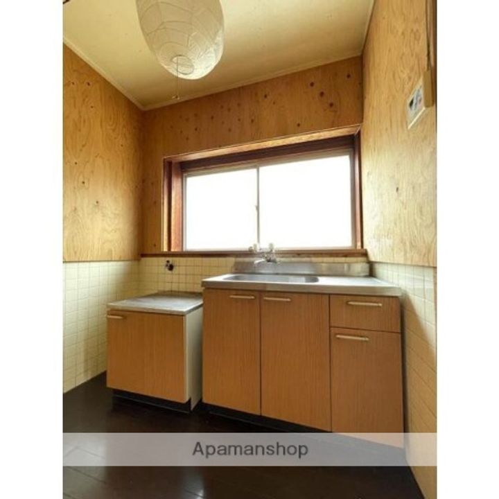 山本貸家西-2のキッチン