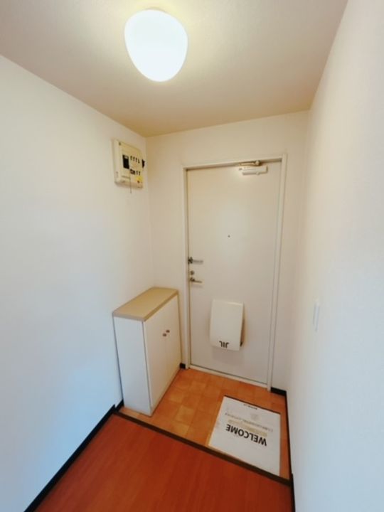 ドミール城山の玄関