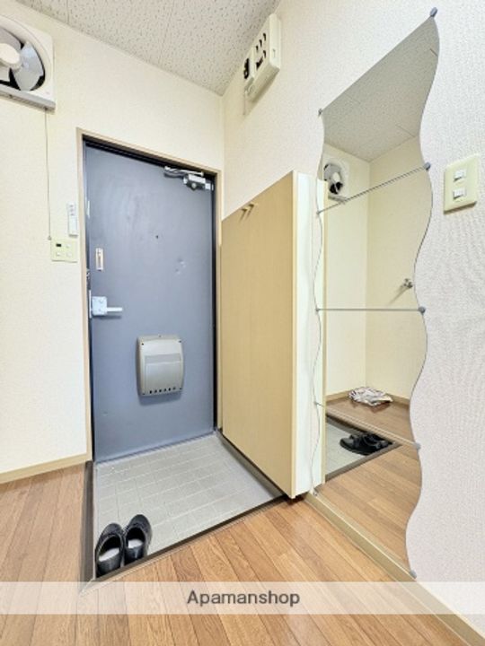 ボナール駒の玄関