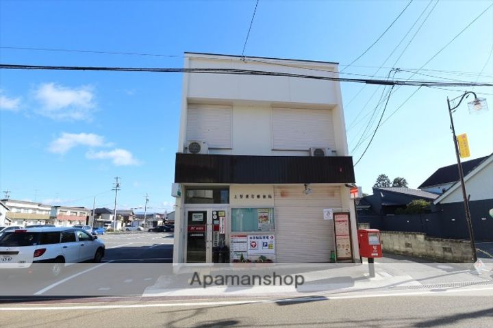 三重県伊賀市上野忍町の賃貸マンションの周辺