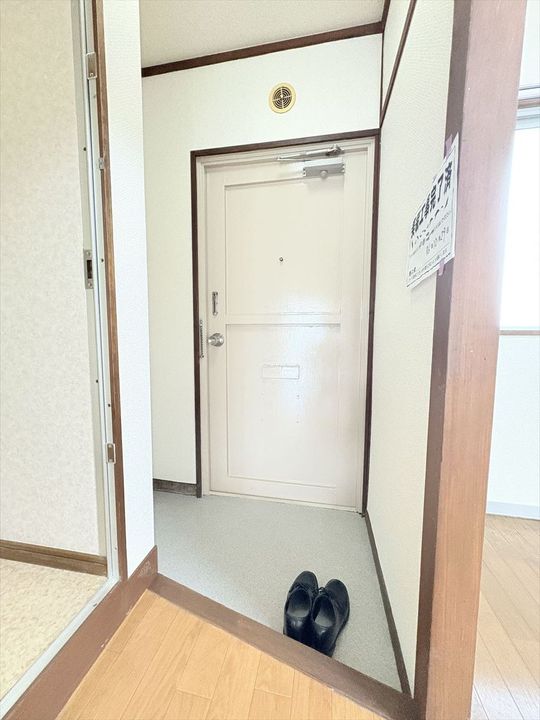 エビスコーポの玄関