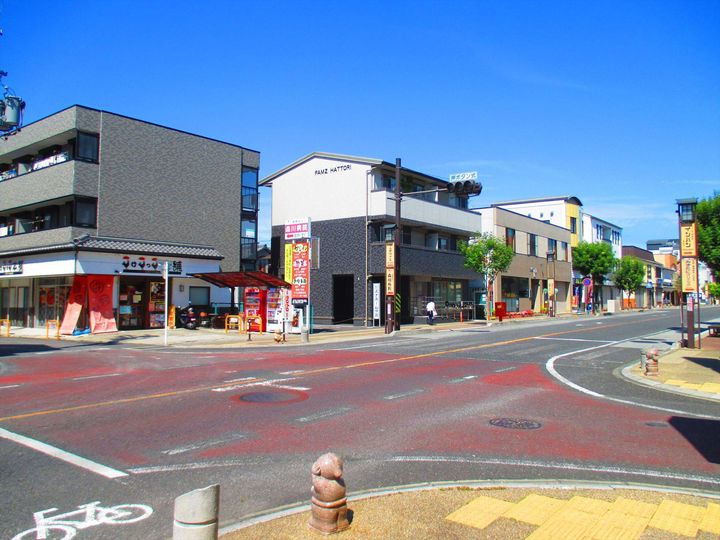 FAMZ HATTORIの外観