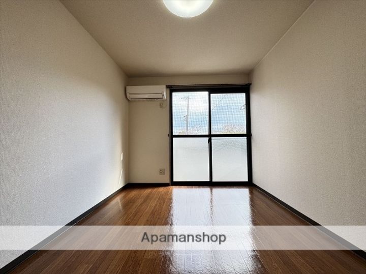 壬生野ハイツの内装