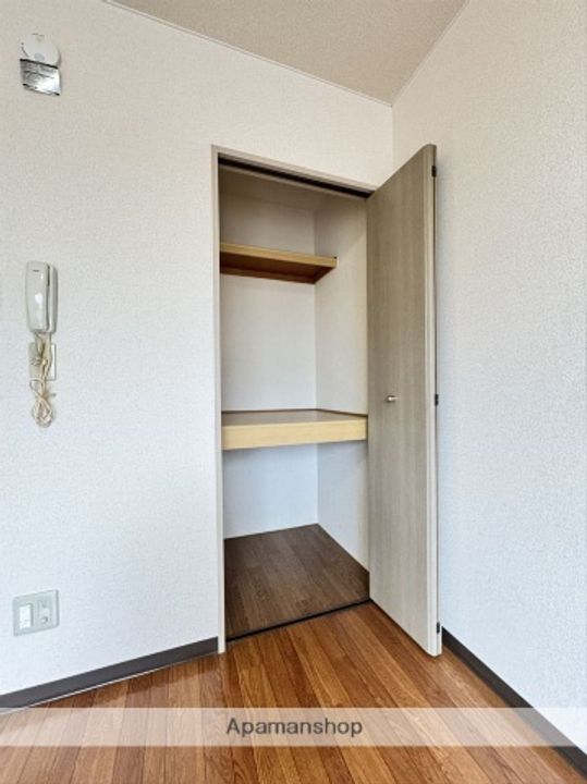 壬生野ハイツの内装