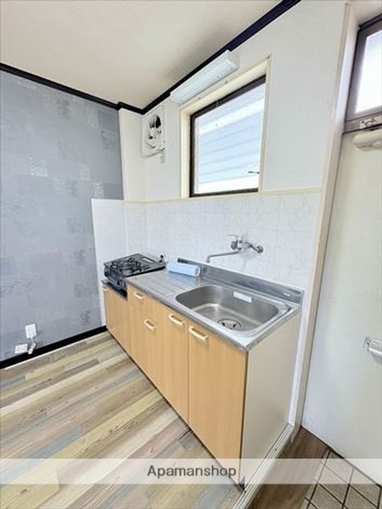友伸アパートのキッチン