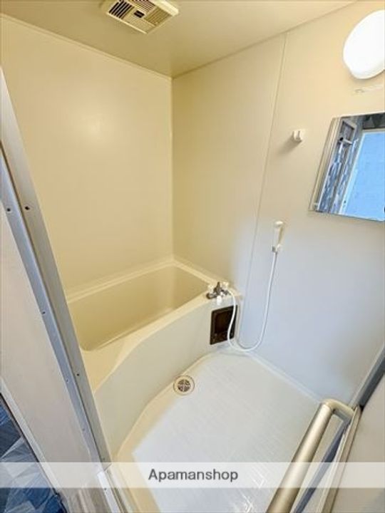 友伸アパートの風呂