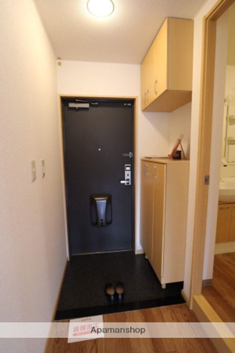 HOUSE OF AZALEA(ハウスオブアザレア)の玄関