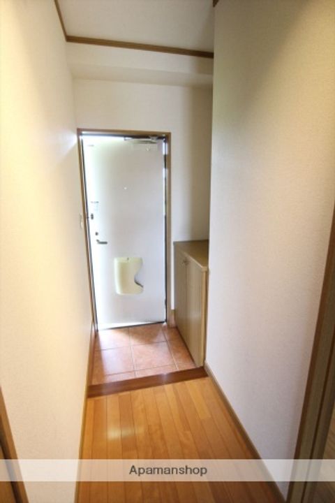 グランディール雅の玄関