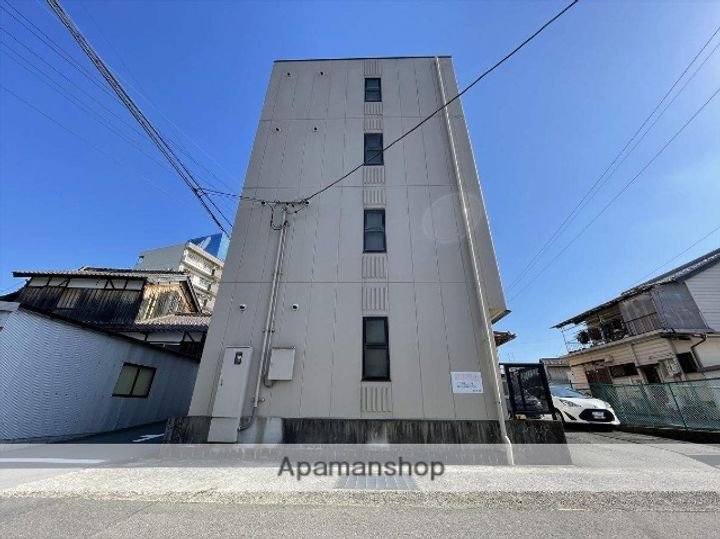 カーサ・デルソーレ栄町の外観