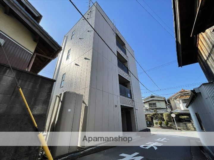 カーサ・デルソーレ栄町の外観