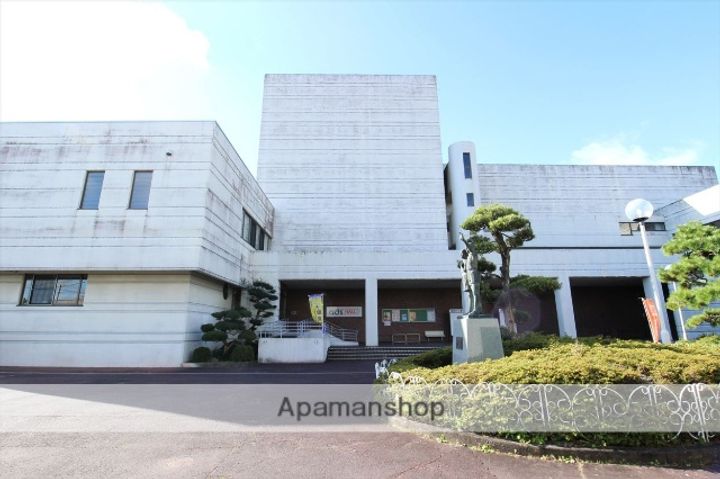 グリーンコーポ東町の周辺