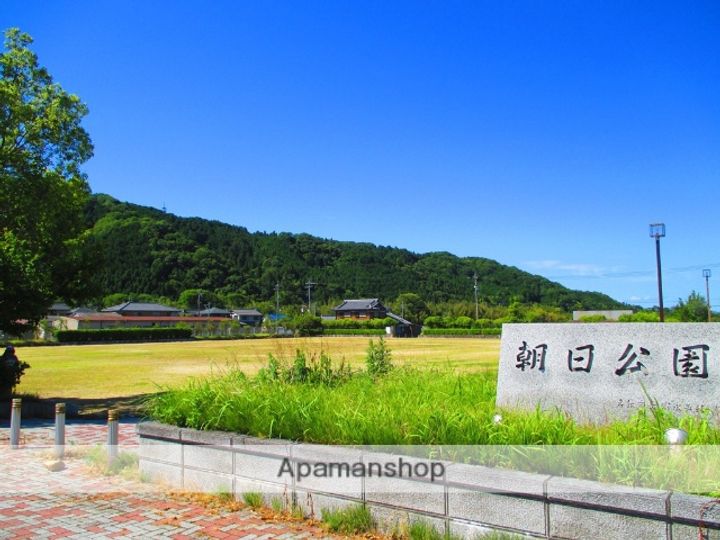 プレミールEの周辺