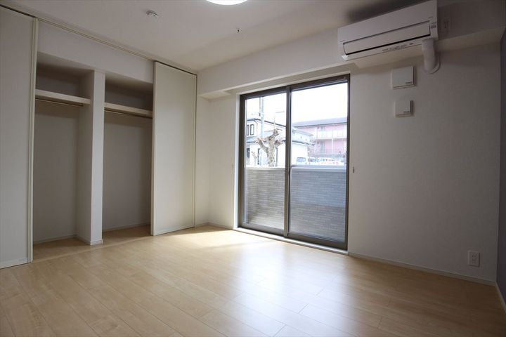 ホワイトパレス ネオの内装