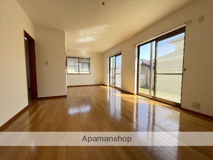 三重県名張市桔梗が丘西4番町(一戸建)の賃貸物件の内装