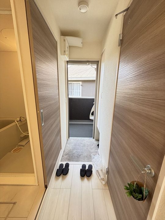 ソシア ヴィルヌーヴ Bの玄関