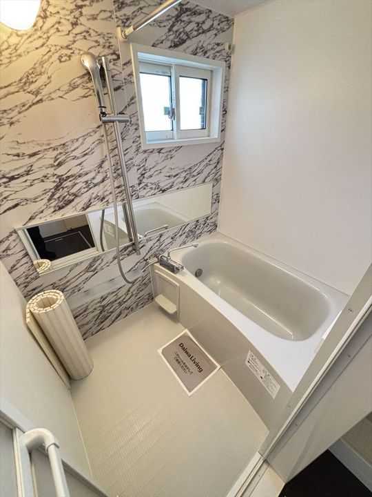 RESIDENCE蔵持の風呂