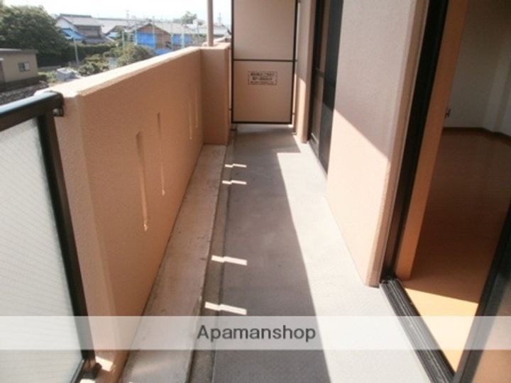 グランデ・ルネサスのその他画像
