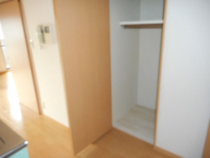 三重県桑名市長島町又木の賃貸マンションの内装