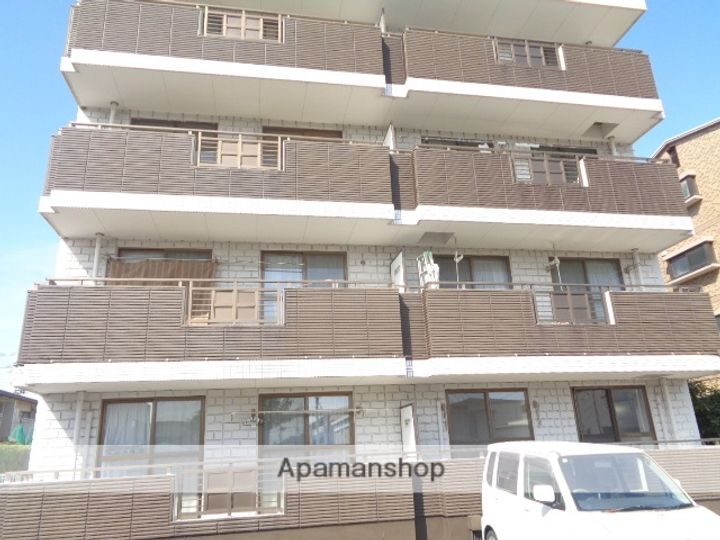 アネックス富洲原の外観