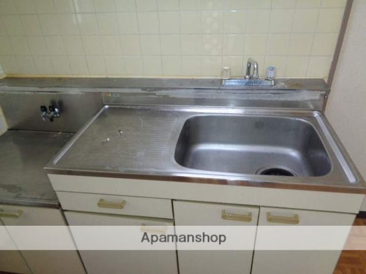 ホープ尾弓田のキッチン