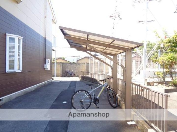 ホープ尾弓田の外観