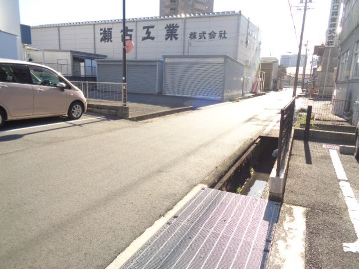 ポルト ボヌール Mの周辺