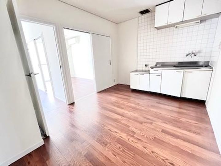 ハイツヤマシンの居間