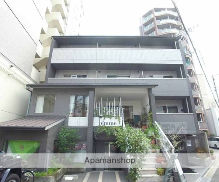 Peaceful朱雀(ピースフル)の外観